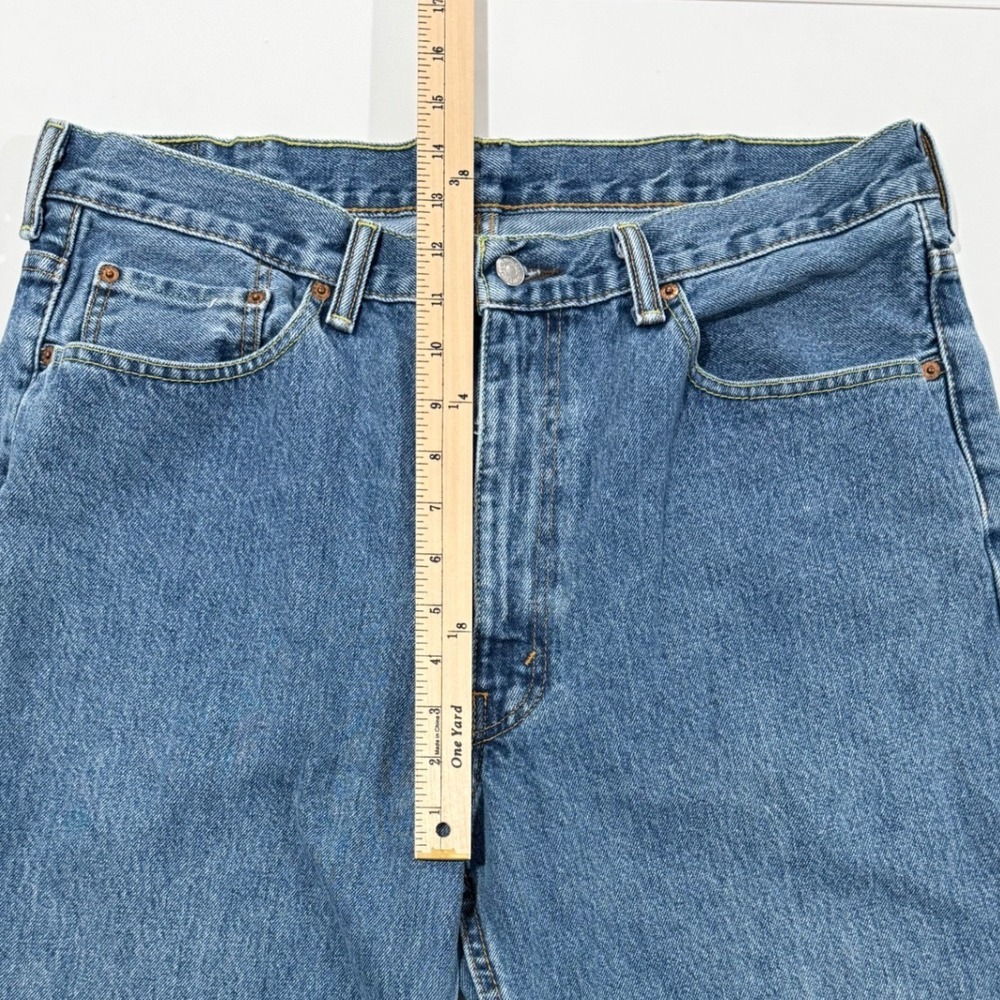 Levis 550 Relaxed Fit Tapered Leg Mens Jeans 38x32 Medium Wash Blue M136 - Picture 9 of 10